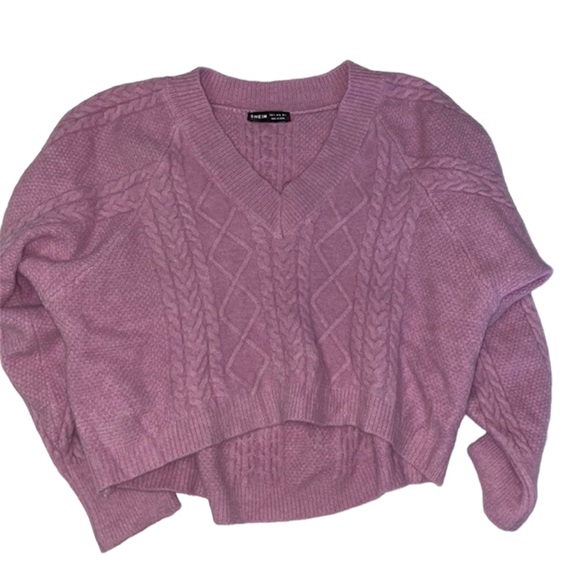 Shein | Raglan Sleeve Cable Knit Crop Sweater - Picture 3 of 5